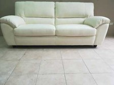 DIVANO  TRE POSTI IN PELLE